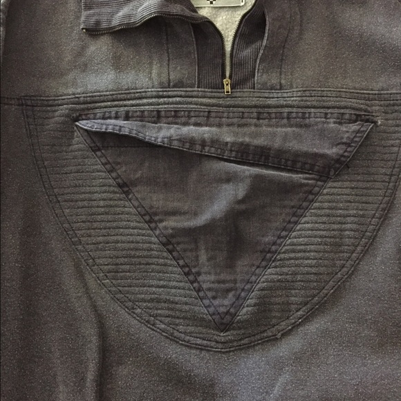 80’s Vintage Triangle Pocket Sweatshirt Distressed - Picture 8 of 8